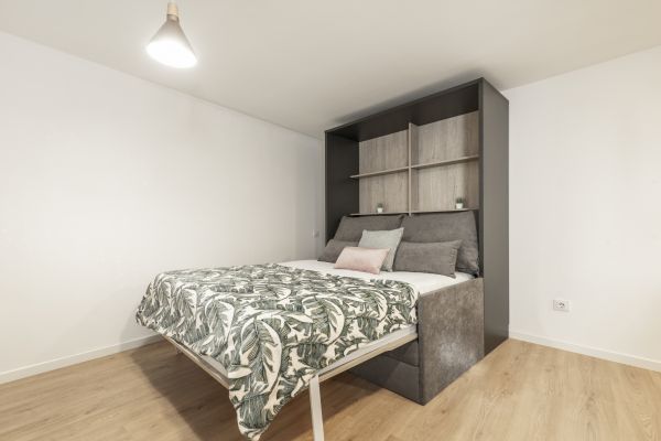 Folding Bed Installation in Valencia
