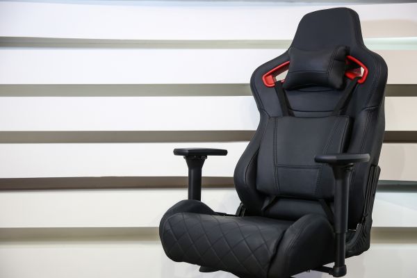 Gaming Chair Assembly in Valencia