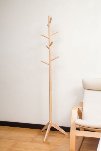 Coat Rack Installation in Valencia